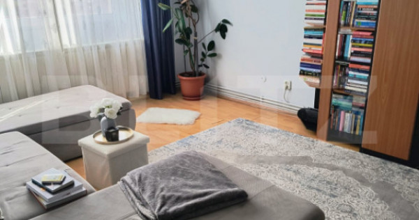 APARTAMENT CU 3 CAMERE, ETAJ 6, LIFT, IN CENTRUL ORASULUI