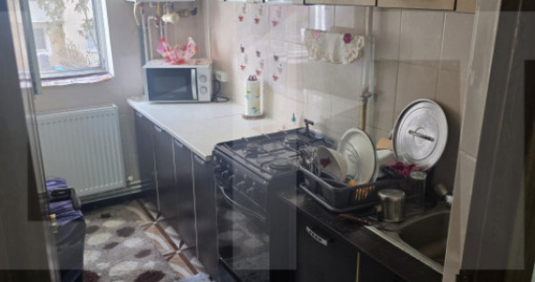 Apartament cu 3 camere, 47 mp, in zona Ciucului