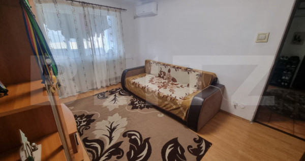 Apartament 3 camere, Craiovita Noua zona Niela