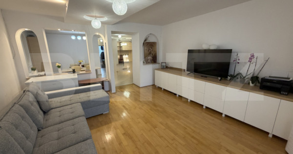 Apartament 4 camere, 105 mp, parcare, zona Centru