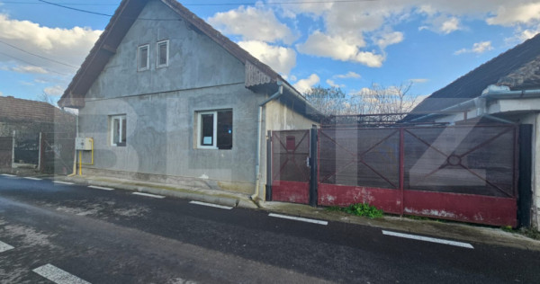 Casa cu 4 camere, Ocna Mureş, jud. Alba
