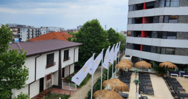 Vand apartament cu 2 camere &icirc;n Mamaia Nord