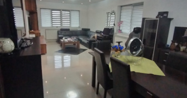 Casa S+P+1+M , zona Ford , teren 329 mp