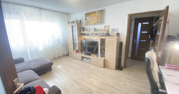 2 Camere- 8/8 Semidecomandat-Bulevardul Constantin Brancovea