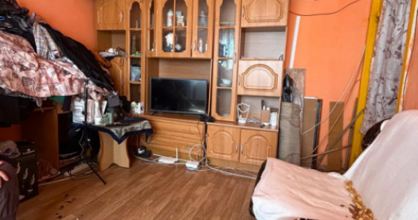 Apartament 2 camere, 40 mp, etajul 1, cu centrala, zona Crai