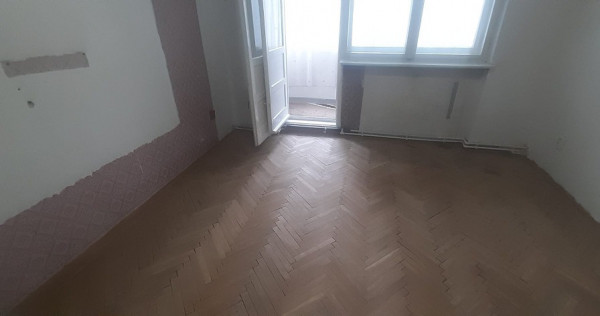 Zona RFN, 2 camere, etaj 2