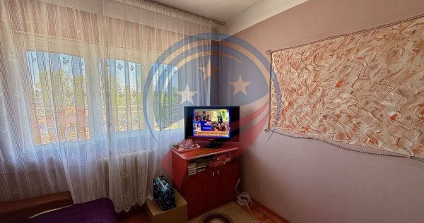 Apartament 2 camere decomandat Rovine, etaj 3/4
