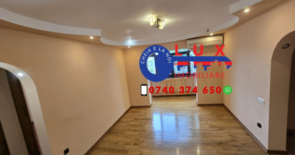 ID 3657 Apartament 3 camere in Cartier Vest DE VANZARE