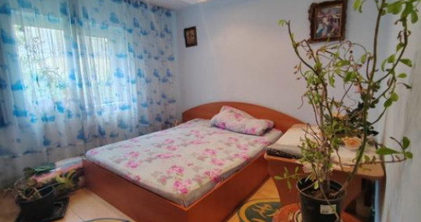 Apartament 2 camere, decomandat, parter, stradal, Mihai Brav