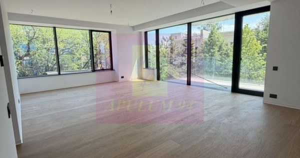 Apartament 4 camere ONE LAKE CLUB , LUX