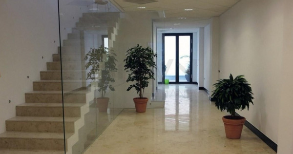 Imobil de inchiriat l pretabil activitate comerciala l
