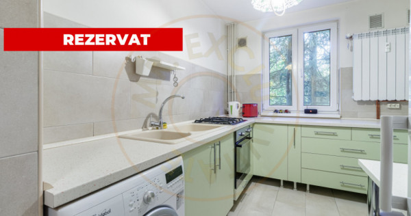 3 camere etaj 1 din 4 Parcul Moghioros