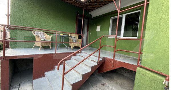 Casa cu etaj, 130.75 mp, 5 camere, zona 14 Mai
