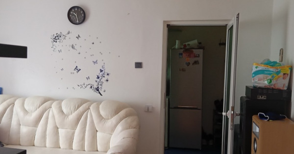 Vand apartament 2 camere Calarasi