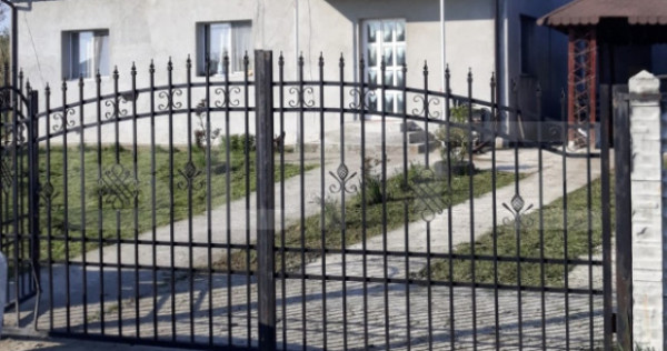 Casa Individuala, 100 mp, Capu Dealului
