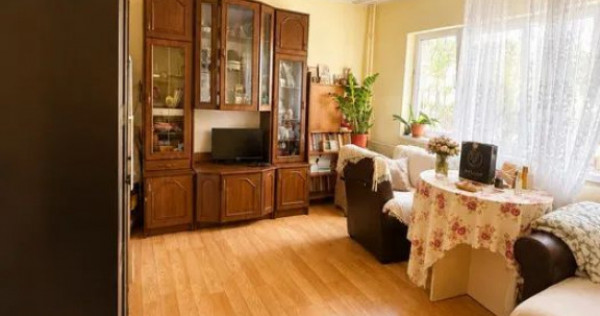 Apartament 2 camere Decomandat Zona Anda