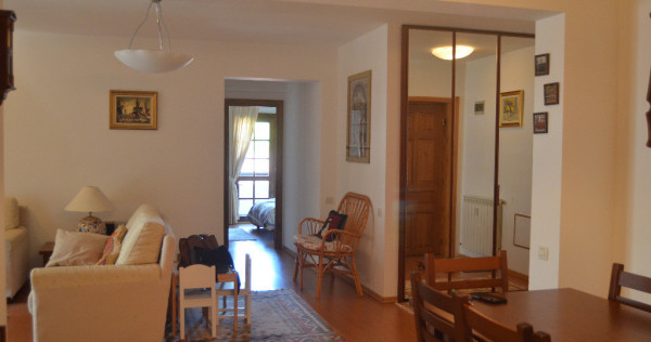 Predeal-Apartament cu patru camere ,mobilat si utilat -Cioplea