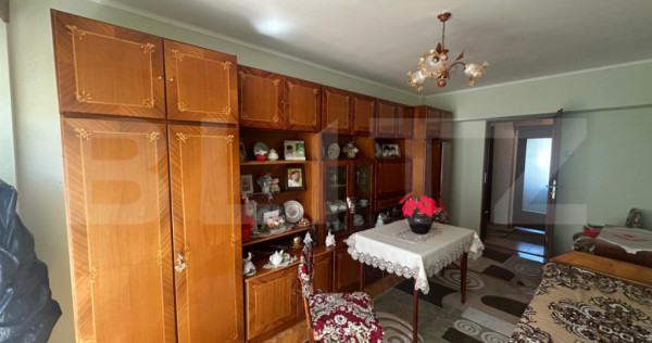 Apartament 4 camere,71mp, zona Micro 16