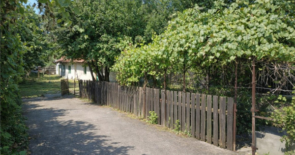 Casa demolabila 546 mp teren, Bartolomeu,rezidential invest