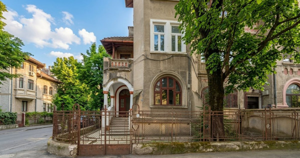 Un Balcic &icirc;n Cotroceni