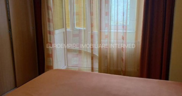 Apartament 3 camere de vanzare in Constanta