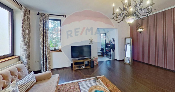 Casă / Vilă cu 7 camere de &icirc;nchiriat &icirc;n zona Domenii