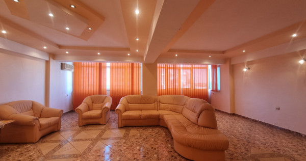 Apartament-spectacol/ 101 mp utili/ living de 54 mp! Unic &icirc;
