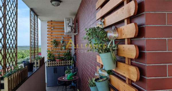 Sector 4 Apartament 3 Camere Kristal