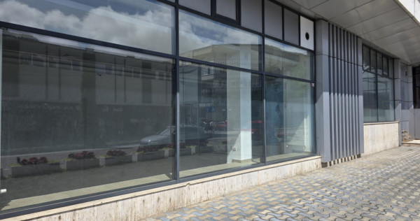 Spațiu comercial excepțional de &icirc;nchiriat &ndash; 250 mp, loc