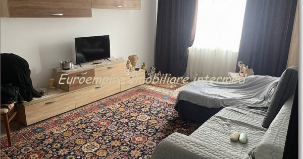 Apartament 2 camere decomandate zona Cet