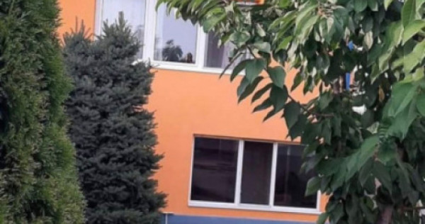 Casa cu 3 camere, pod mansardabil, 140 mp, zona Restaurantul
