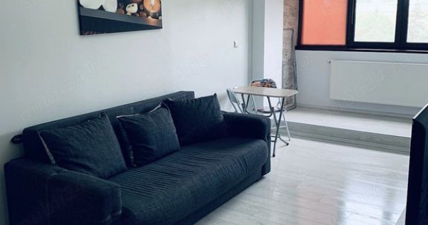 De inchiriat apartament cu o camera Centru, 280 euro