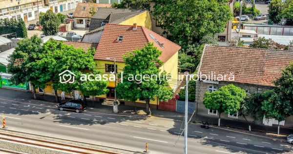 Imobil versatil D+P+E+M | Arteră principală Arad | Curt...