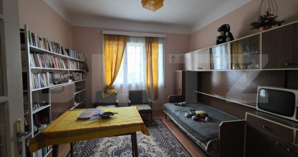 Casă de v&acirc;nzare ,237mp,zona Barițiu Satu Mare