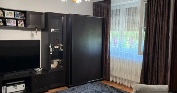Apartament 2 camere decomandat, centrală proprie, 54 mp, zo