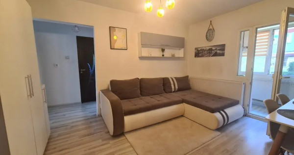 Oferim spre inchiriere apartament 3 cam in Curtea de Arges