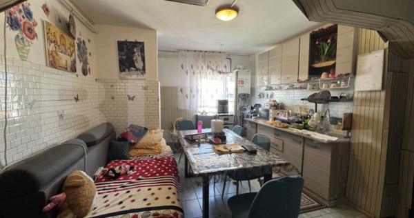 Apartament 2 camere, 51 mp, zona Craiovita Nouă
