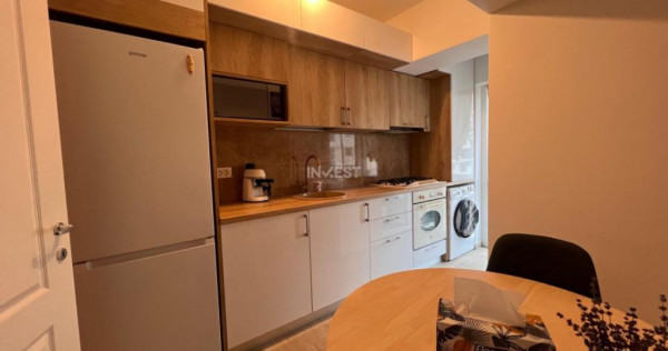 Apartament 3 Camere-etaj intermediar-Tătărași