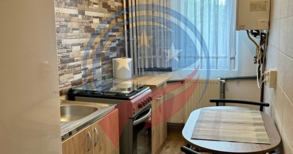 Apartament 3 camere semidecomandat de &icirc;nchiriat &ndash; Cale...