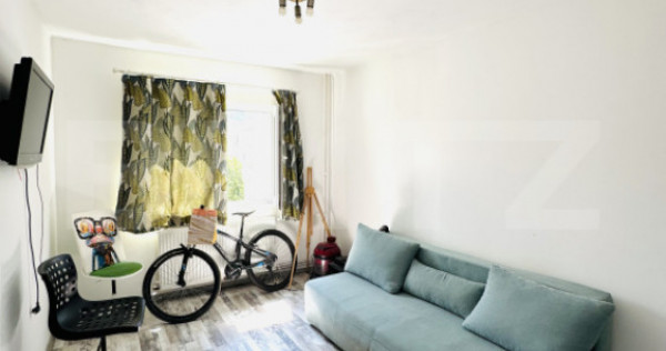 Apartament 2 camere, decomandat, etaj intermediar de vanzare