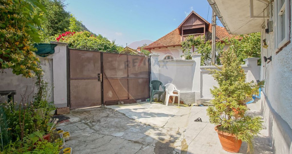 Comision 0%! Casă &icirc;n Schei | Acces din 2 străzi + acce...