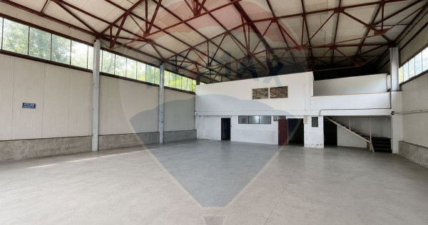 Hala + platforma betonata 600mp, Stefanesti langa centura