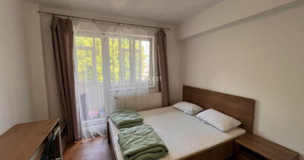 Apartament 4 camere, 2 băi, etaj 1, Tătărași