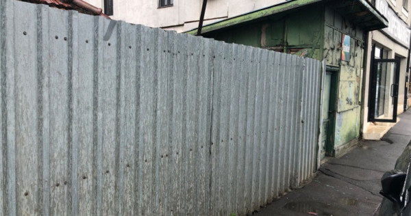 Particular,vand teren stradal soseaua Colentina,cu vad comercial