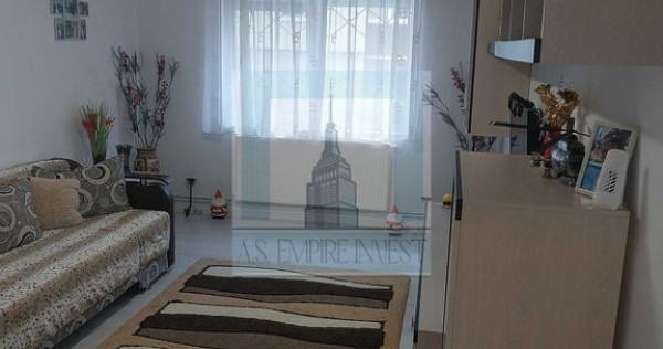 De v&acirc;nzare apartament cu 2 camere, zona Răcădau - Brașov