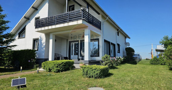 Casă / Vilă de lux, 6 camere, Liteni-Moara, Suceava
