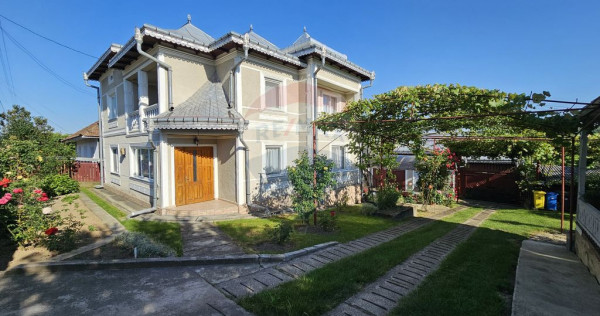 Casă / Vilă cu 5 camere &icirc;n Baia-Bogata, Suceava