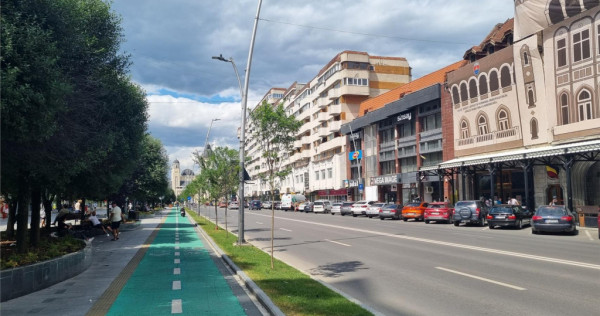 Spatiu Parter Ultracentral 335 Mp