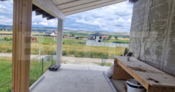 Casa 4 camere, 2 bai, 120 mp, teren 800 mp - Bod- finalizata