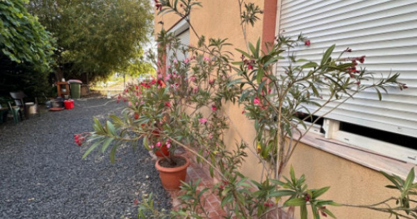 Casă P+1 de v&acirc;nzare &icirc;n Mamaia Sat